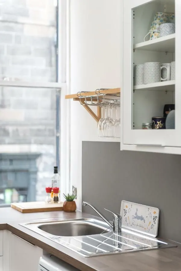 Charming, Central & Spacious Georgian 3 Bed Apt Edimburgo Regno Unito